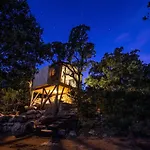 Du Domaine Casanghjulina מלון 4*